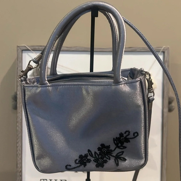 EUC Small Silver w/Black Rhinestones Purse. Clean. Perfect for a night out. - Picture 1 of 5
